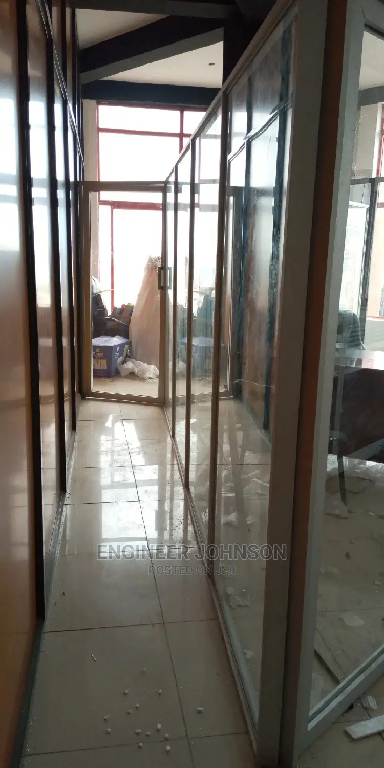 Aluminum Projected Windows