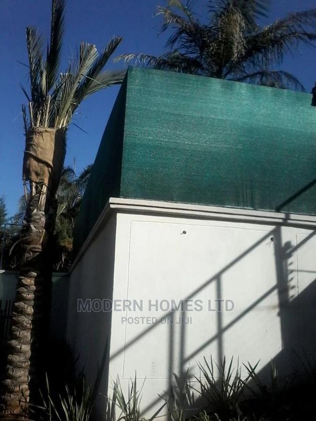 Free Standing Privacy Shade Screen - thumbnail 2