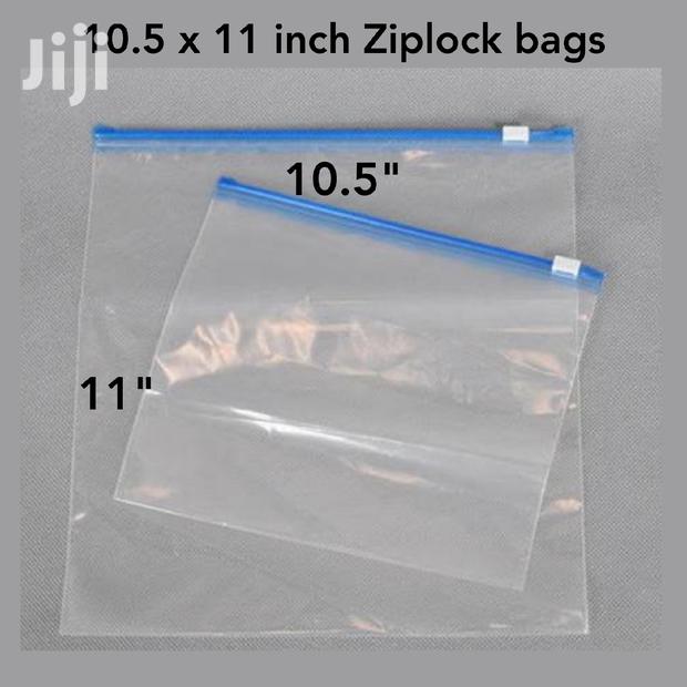 25pcs-large 10.5" X 11"(26.8cm X 27.3cm) Large Ziplock Bags.