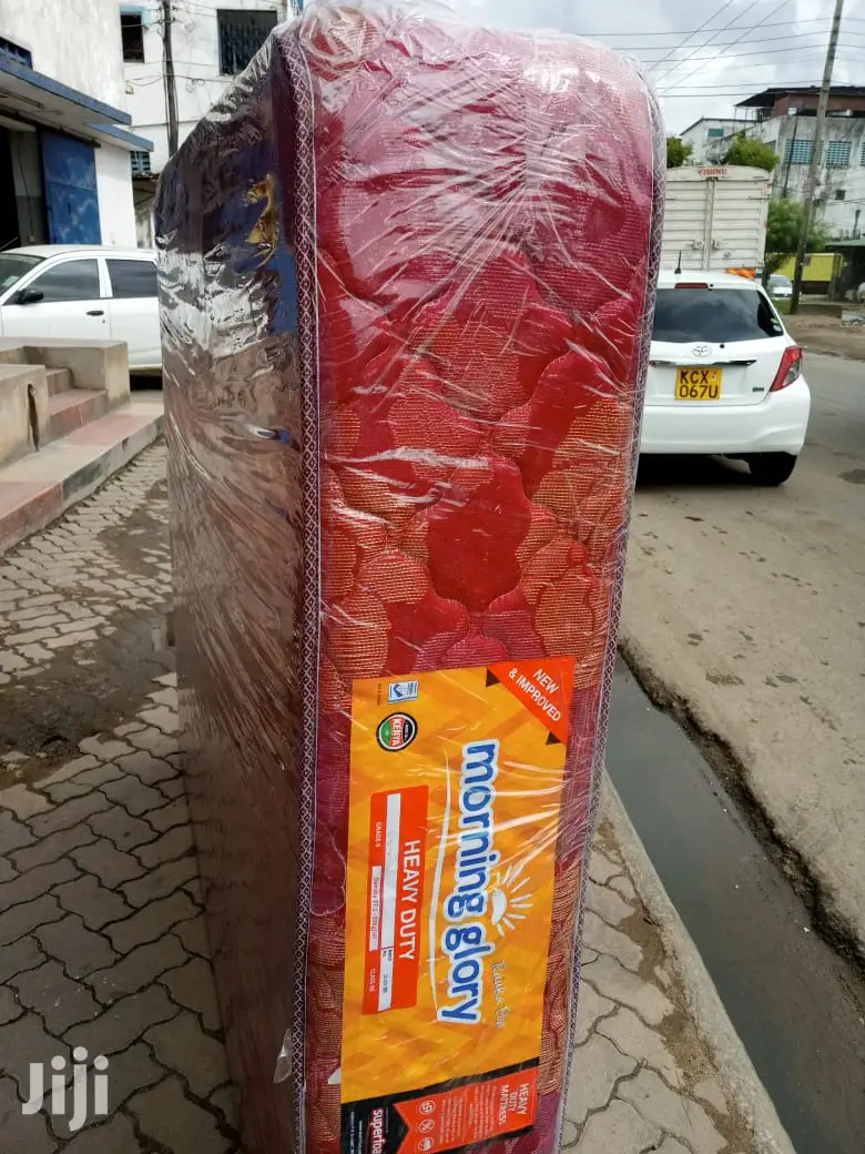 10 Inch Thick Heavy Duty Quilted Mattresses. Free Delivery!