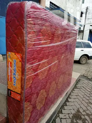 10 Inch Thick Heavy Duty Quilted Mattresses. Free Delivery!