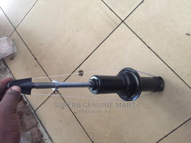 Front Shock Isuzu Dmax - main view