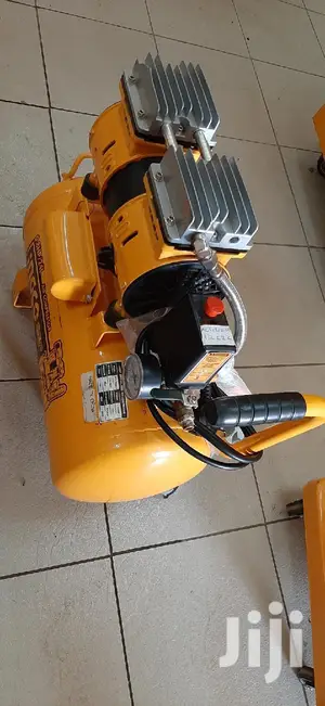 Silent Compressor 24L