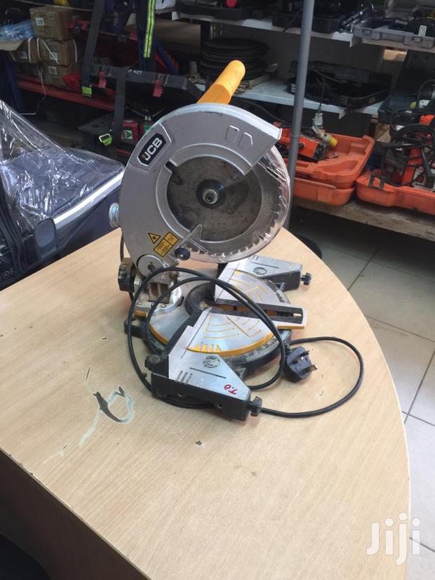 EX-UK Jcb Mitre Saw
