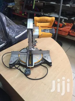 EX-UK Jcb Mitre Saw