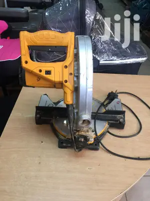 EX-UK Jcb Mitre Saw