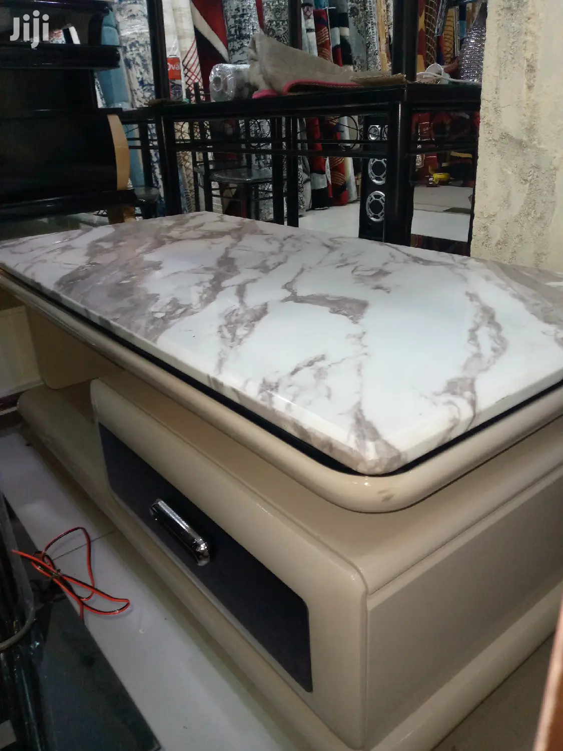 Pure Marble Coffee Tables