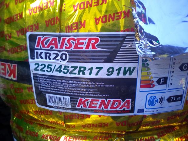 225/45 R 17 Kenda Tyres
