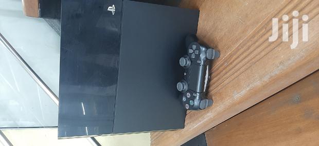 Black Ps4 Standard 500gb - main view