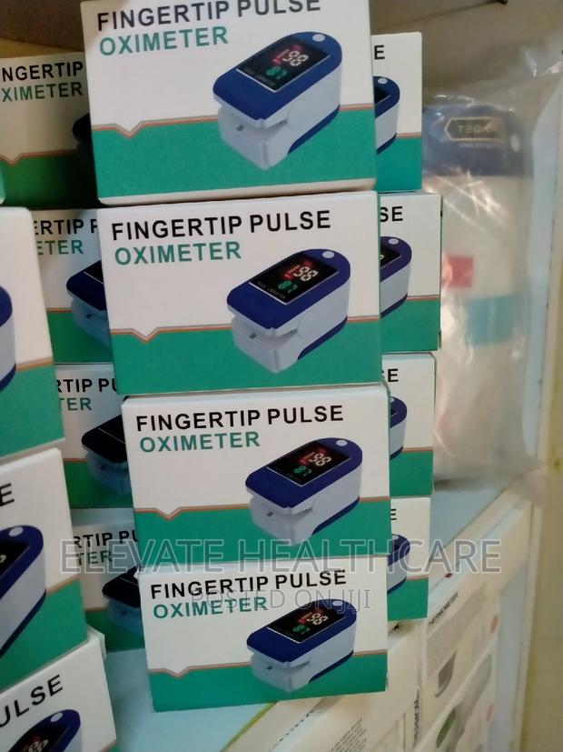 Pulse Oximeter - thumbnail 3