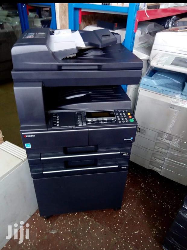 Kyocera Taskalfa 221 Photocopier Machine - main view