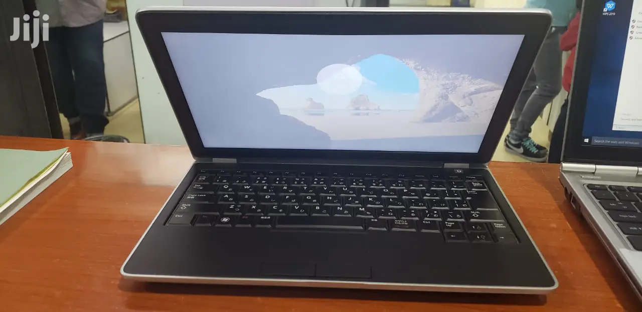 Laptop Dell Latitude E6220 4GB Intel Core I5 HDD 500GB