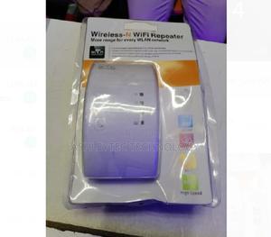 Wireless Wifi Repeater Curved - main view