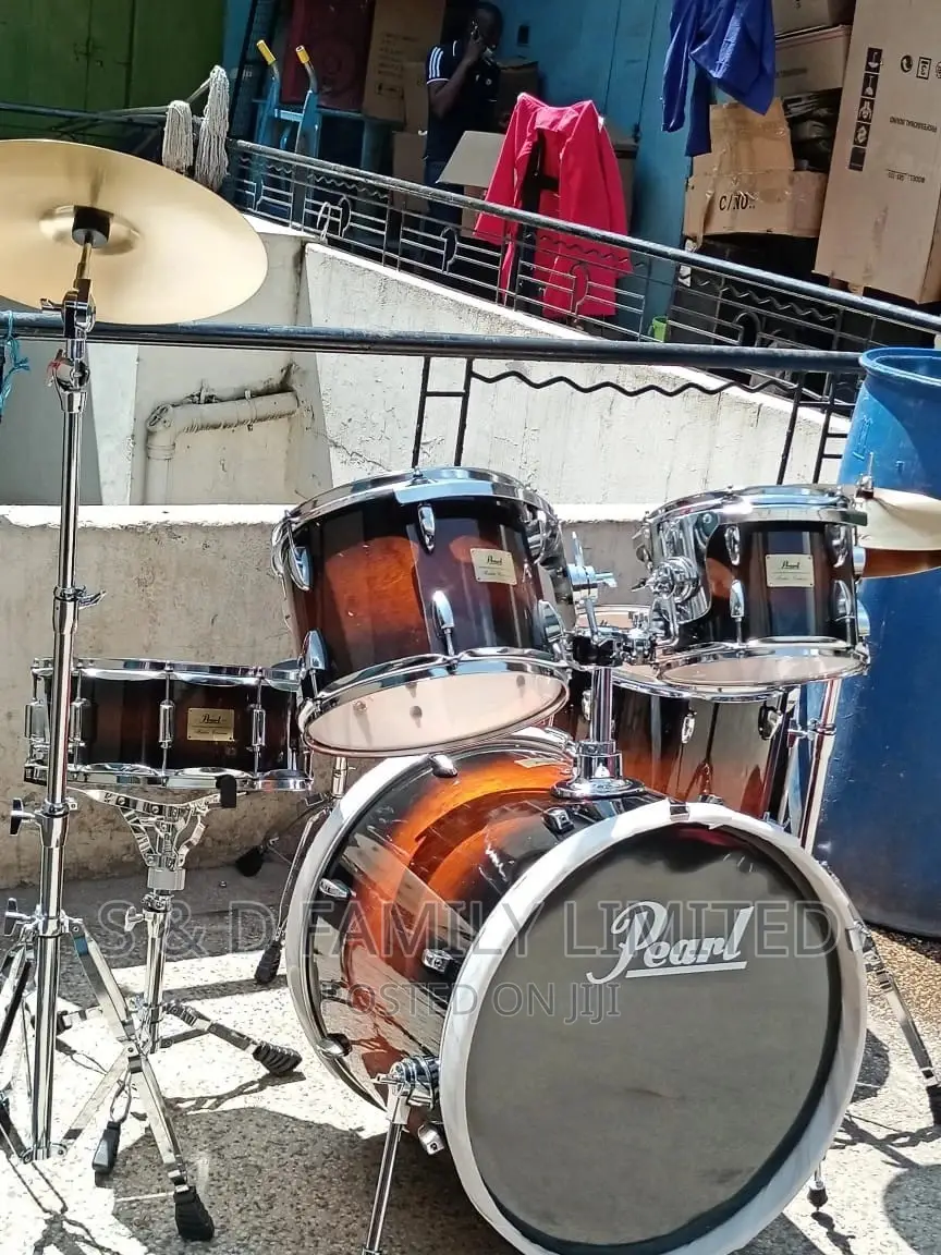 Pearl Drumset