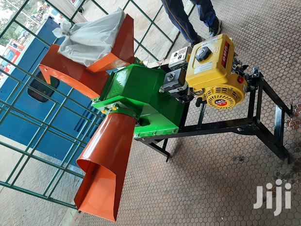 Feed Chopper-engine Driven - main view