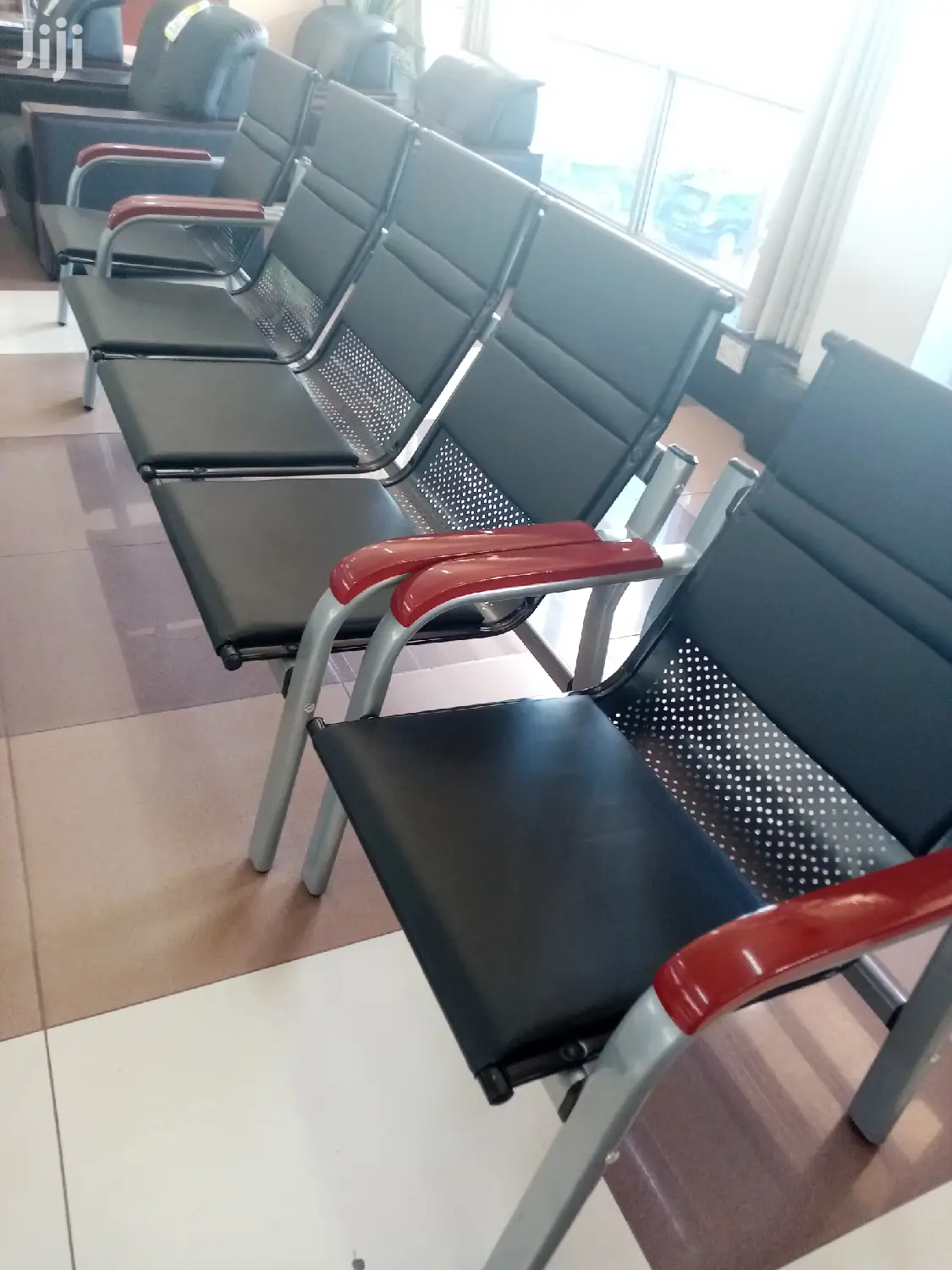 5 Seater Lounge Chair