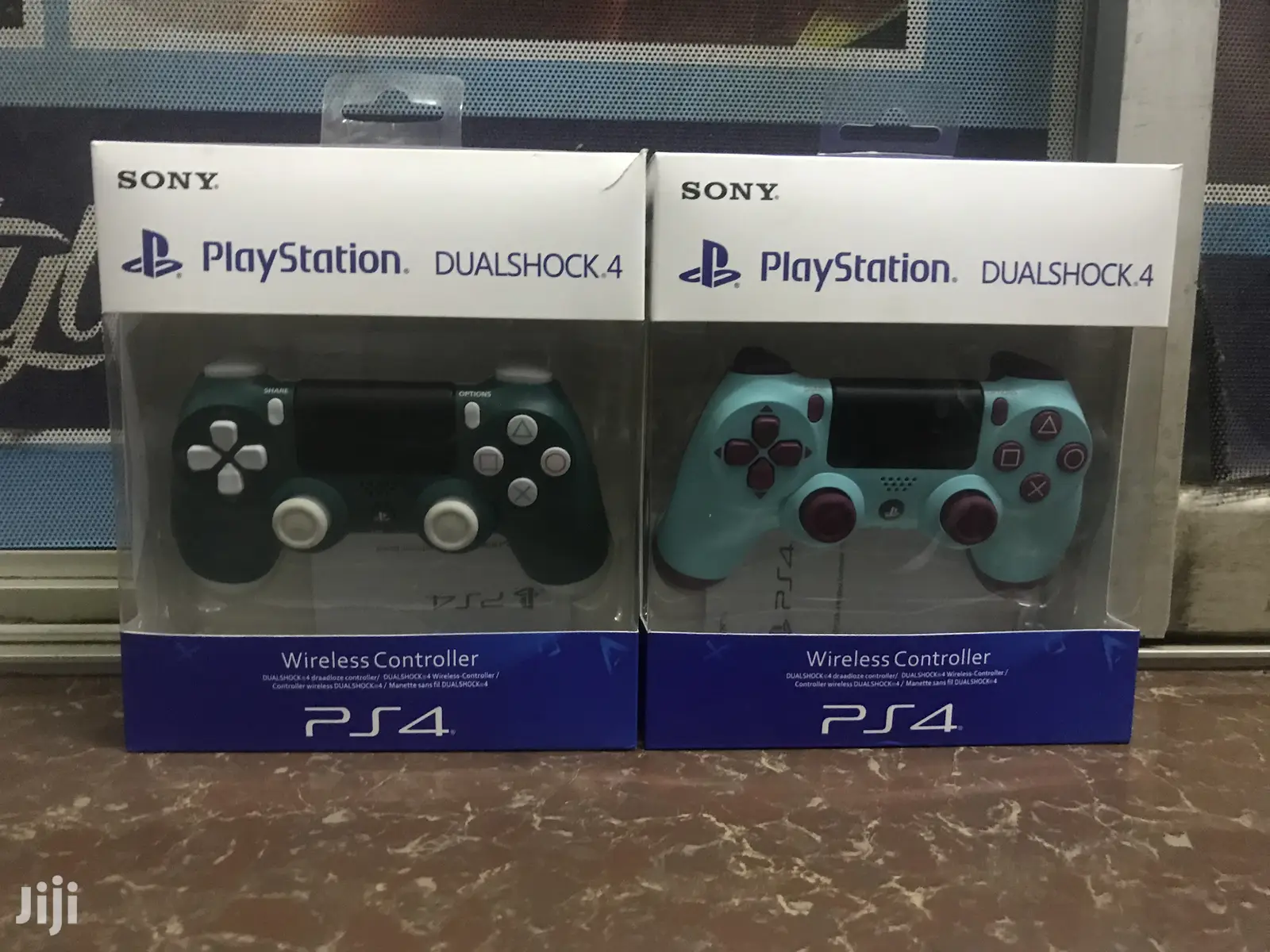 Play Station 4 Pads/Controllers