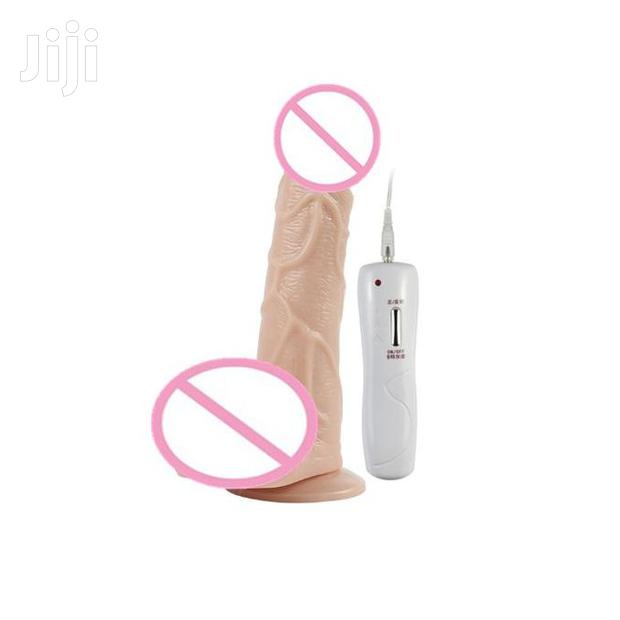 Superman Vibrating Dildo With Rotating Head - thumbnail 4