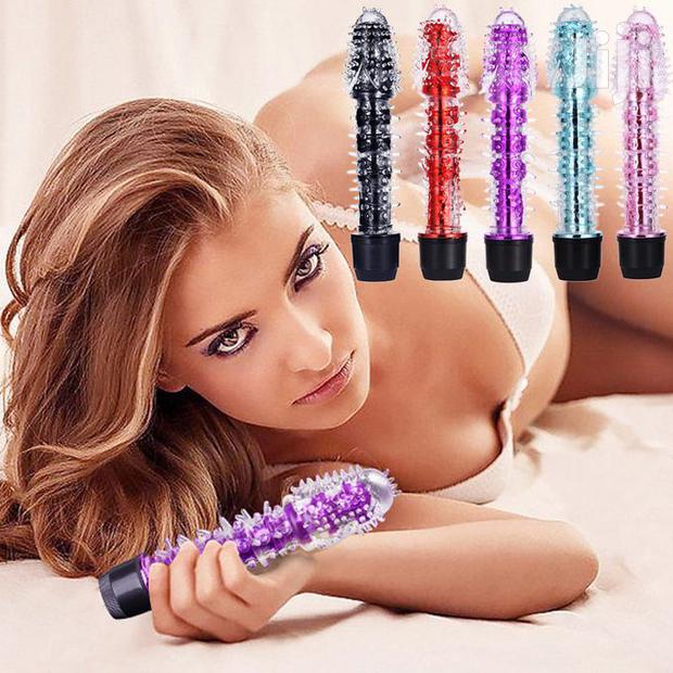 7-Inches Pijat Penis Dildo Vibrator - Black - main view