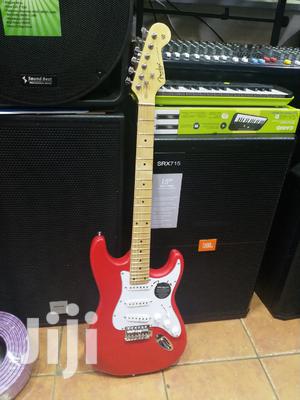 Electric Guitar Fender - thumbnail 2