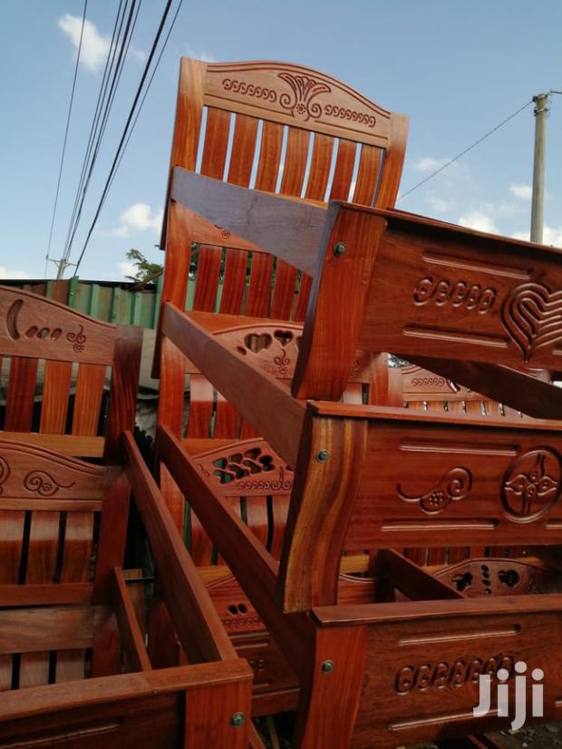 Mahogany Bed 4*6 Feets.