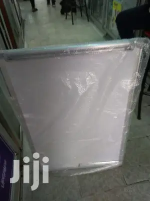 Whiteboard 3×2 With Stand