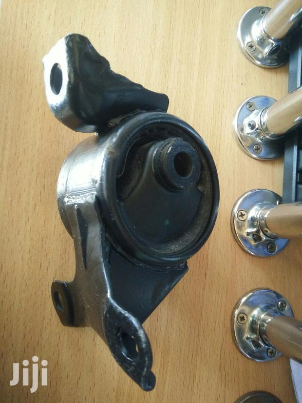 Honda Civic Engine Mount - thumbnail 3
