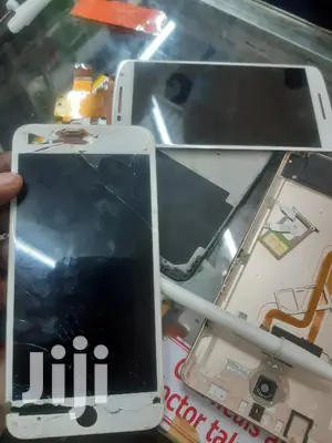 Oppo Screens At Offer