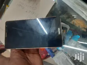 Techno Camon 11 Screens