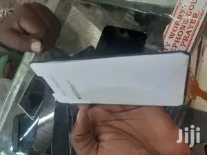 Oppo F Series Screens Replacement