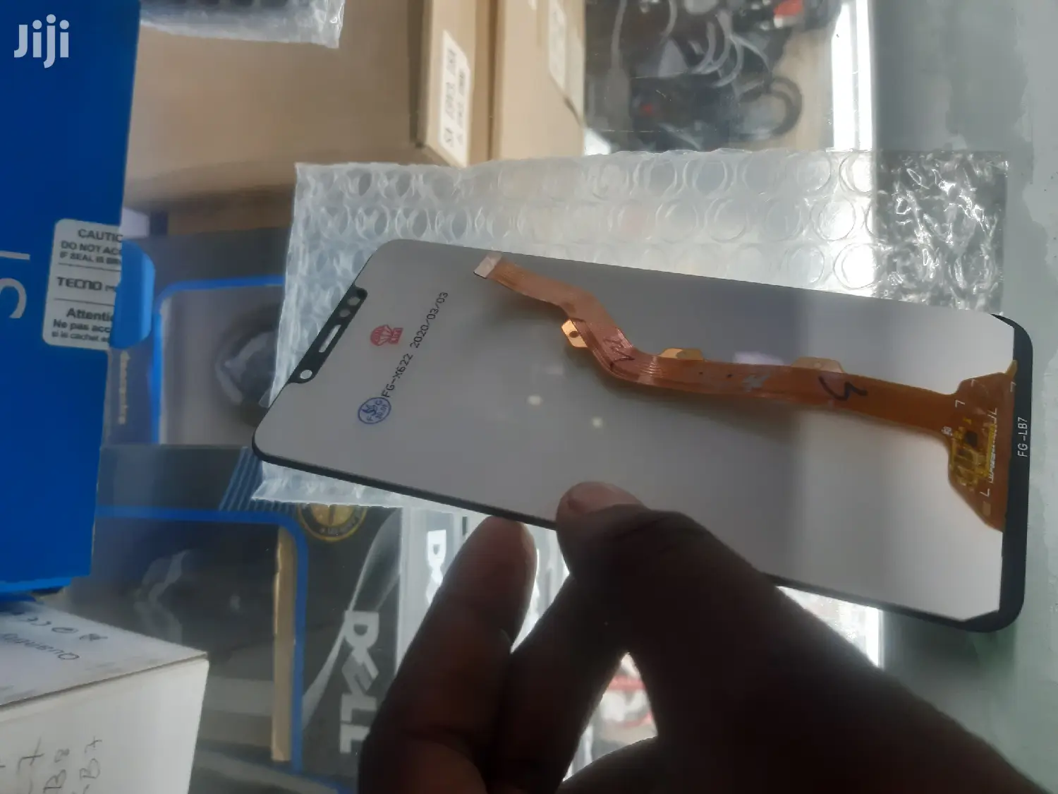 Smartphone Screens Replacement