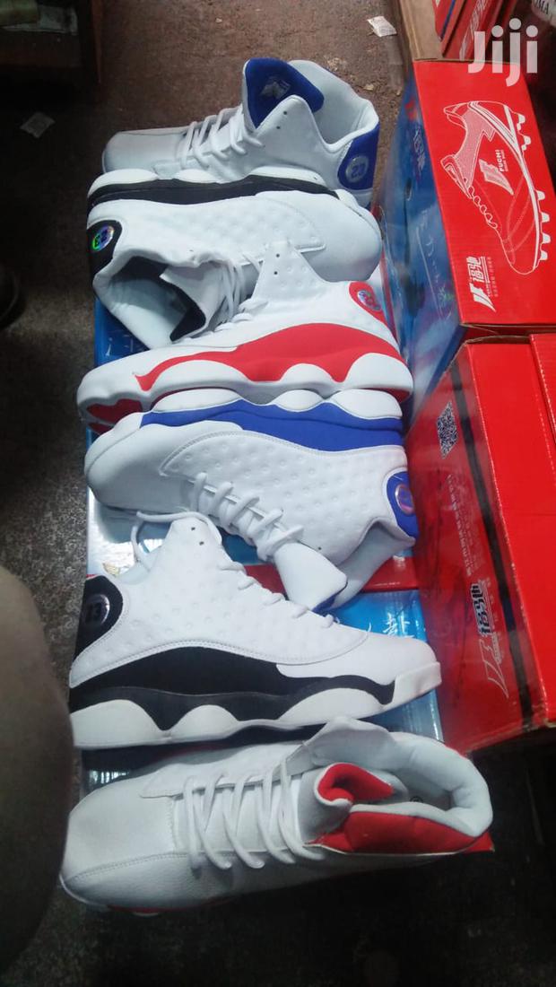 Basketball Boots - thumbnail 2