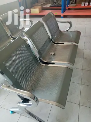 Waiting Linked Chair