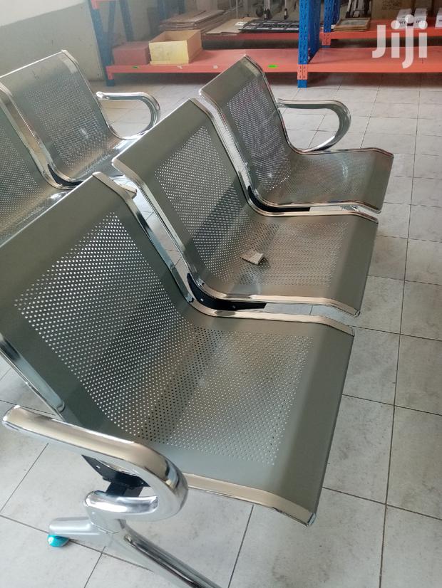 Waiting Linked Chair