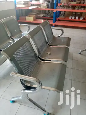 Silver Linked Non Padded Waiting Chair