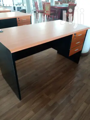1.4m Office Desk