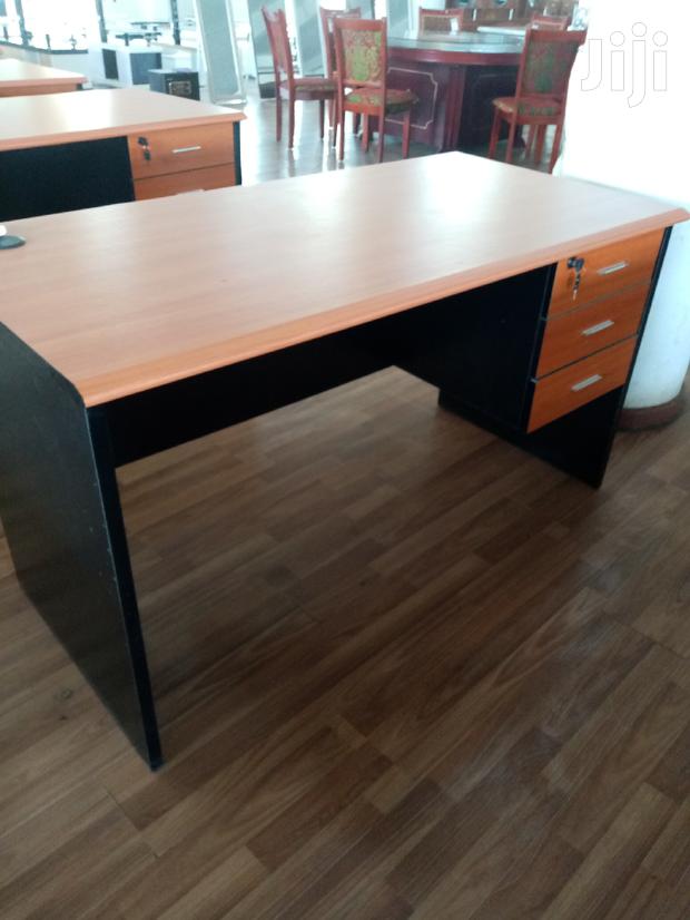 1.4m Office Desk - main view