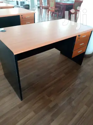 1.4m Office Desk