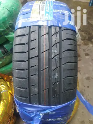 Accelera Tires Sizes 235/55r18 Made in Indonesia.