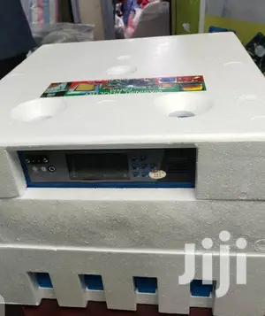 Effective 192 Egg Automatic Incubators