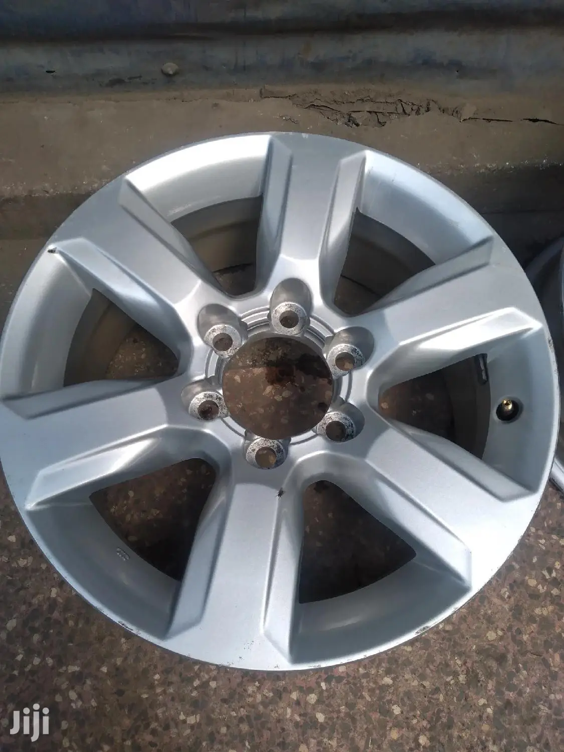Original Rim Size 17 Inch for Toyota Prado 150.Latest Model.