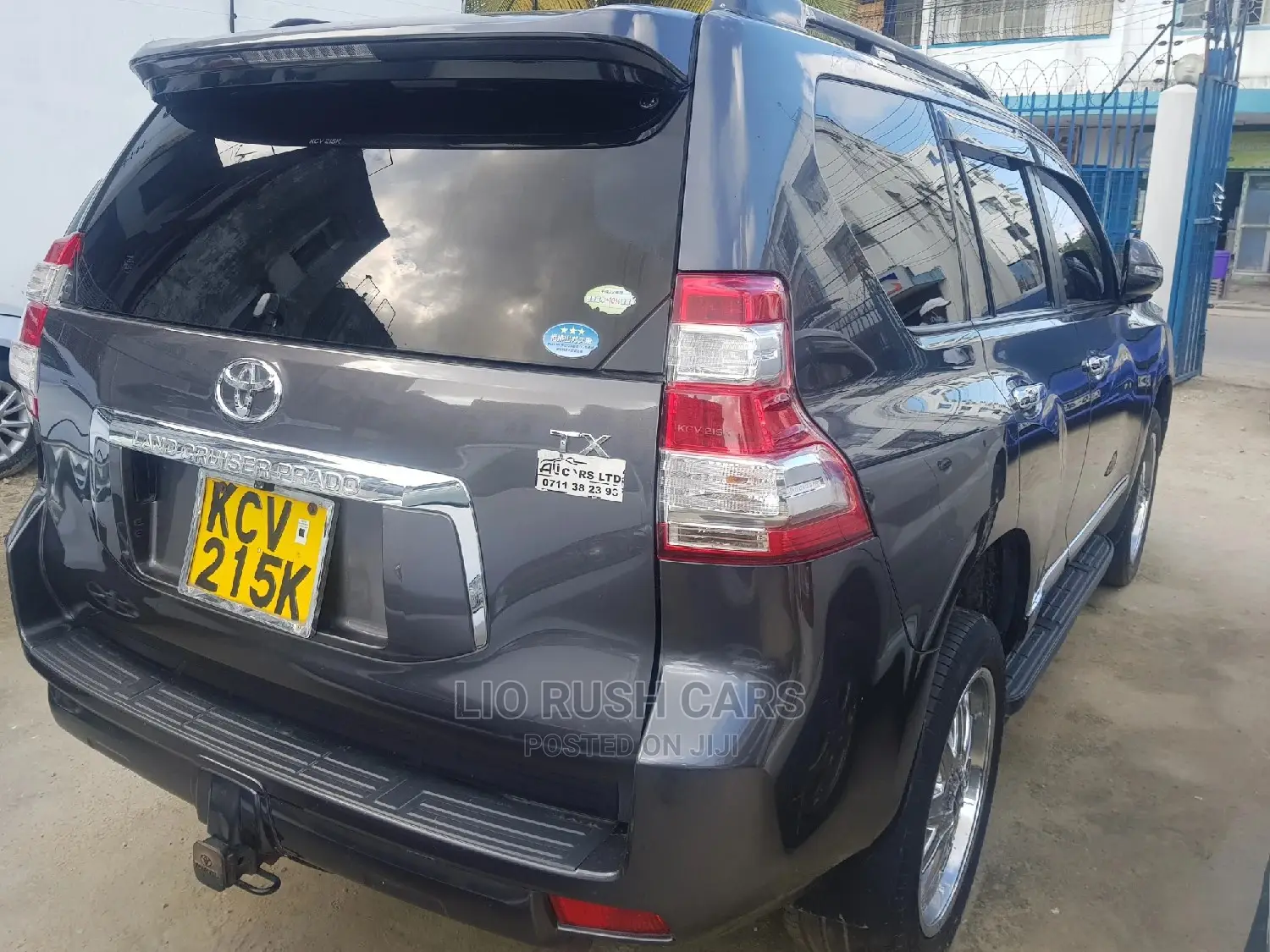 Toyota Land Cruiser Prado 2012 Gray