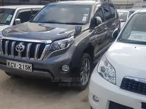 Toyota Land Cruiser Prado 2012 Gray