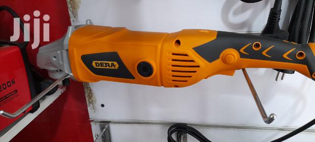 Black and Decker 9inch Grinder - thumbnail 3