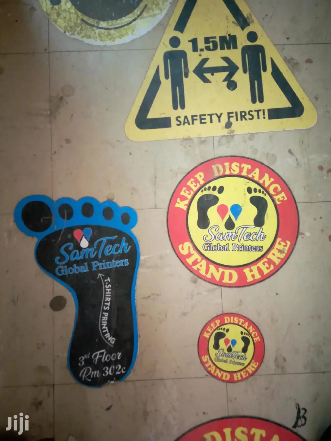 Foot Marks Floor Sticker