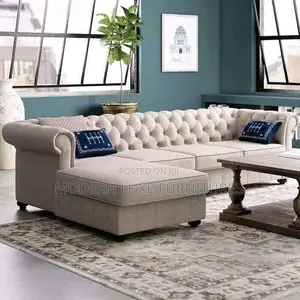 Modern Chester Seat