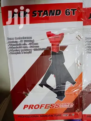 Brand New 6ton Stand Jacks Pair