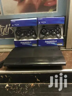 Play Station 3 Chipped, 15 Games