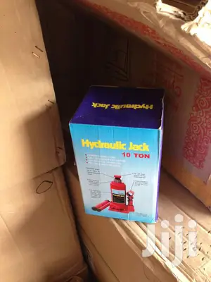 Brand New 10ton Bottke Hydraulic Jack