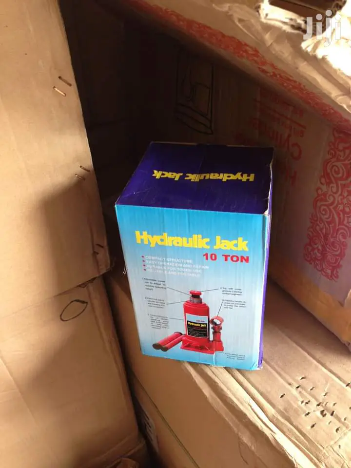 Brand New 10ton Bottke Hydraulic Jack